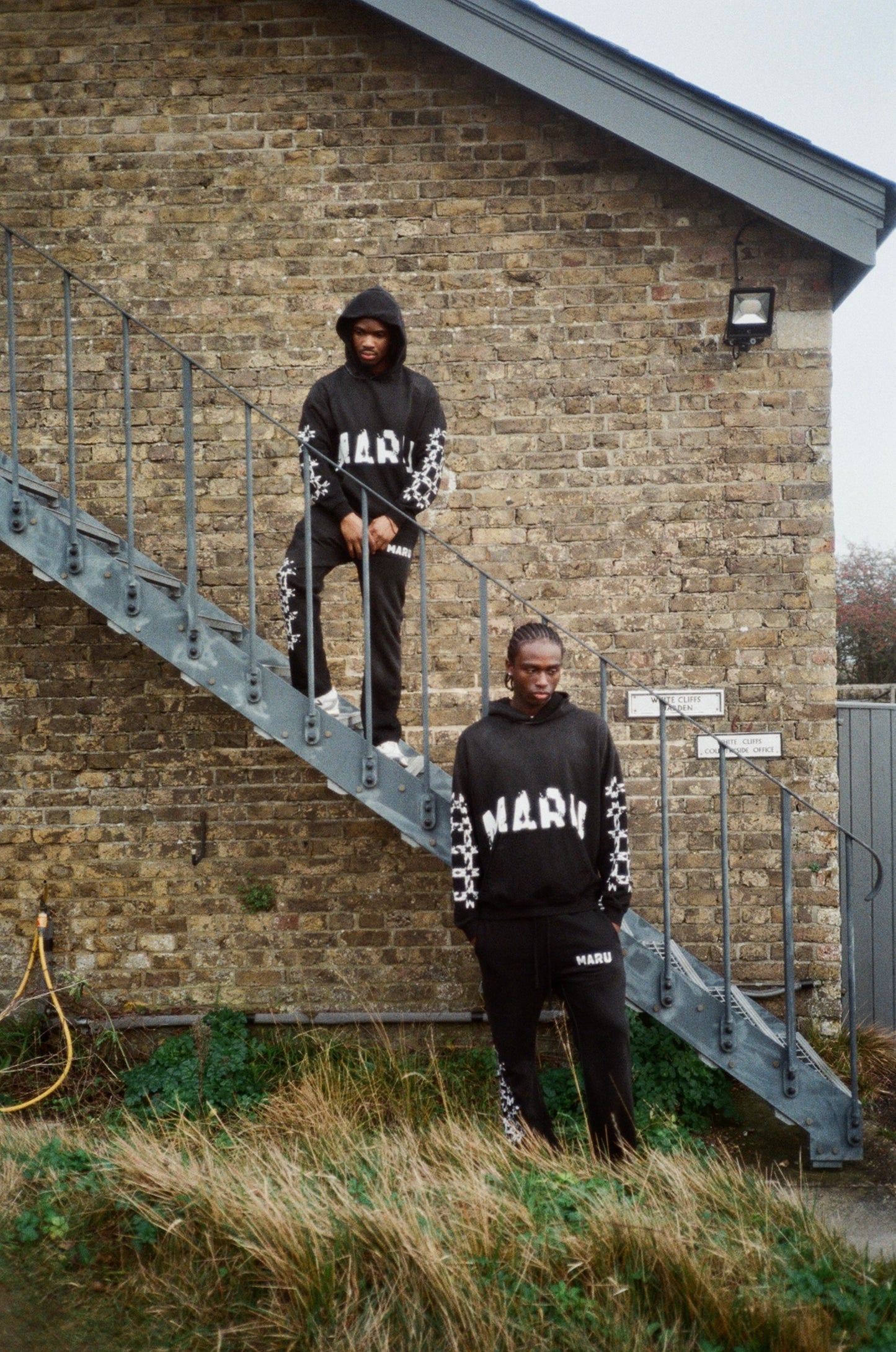 Maru Black tracksuit